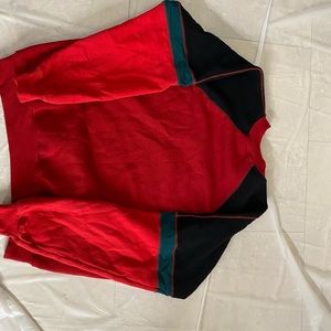 Raglan sweatshirt medium